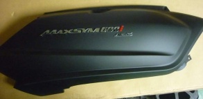 Облицовка задняя правая черный_BK-001U-L SYM Maxsym 600